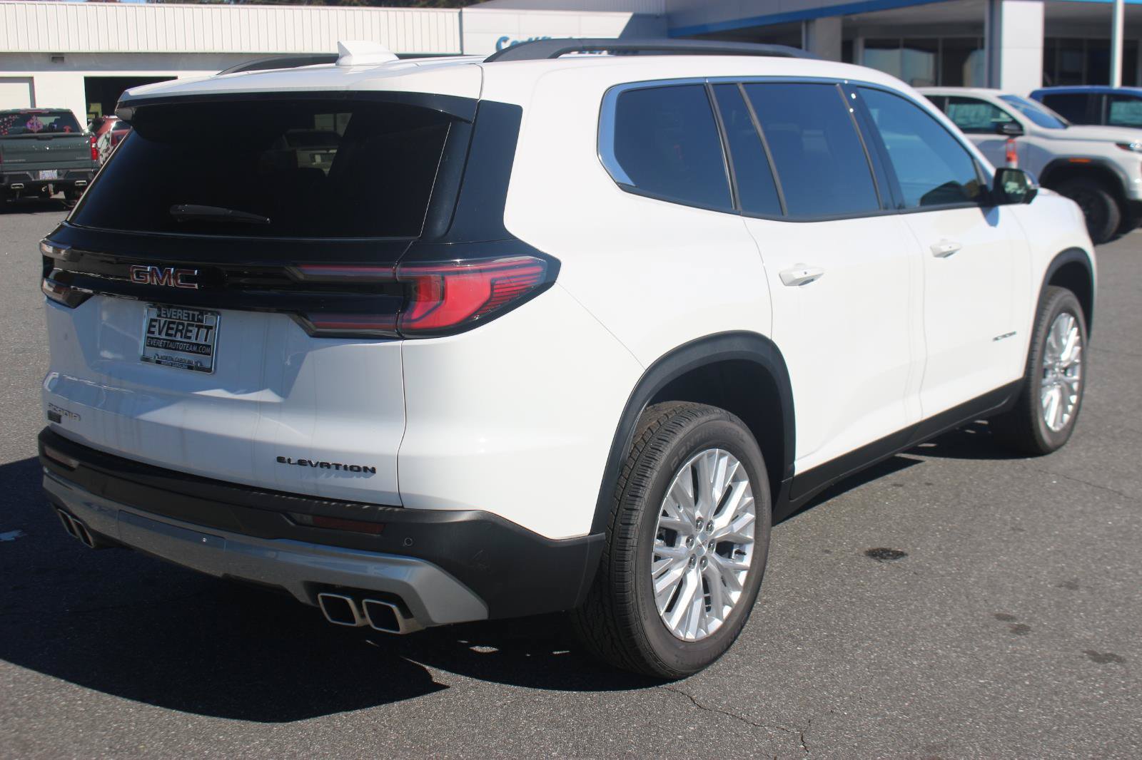 New 2025 GMC Acadia Elevation w/ Elevation Premium Package FWD image 7