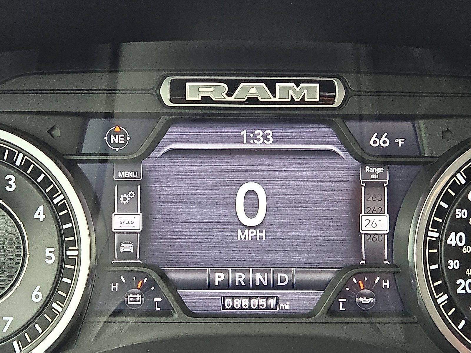 Used 2019 RAM 1500 Laramie image 26