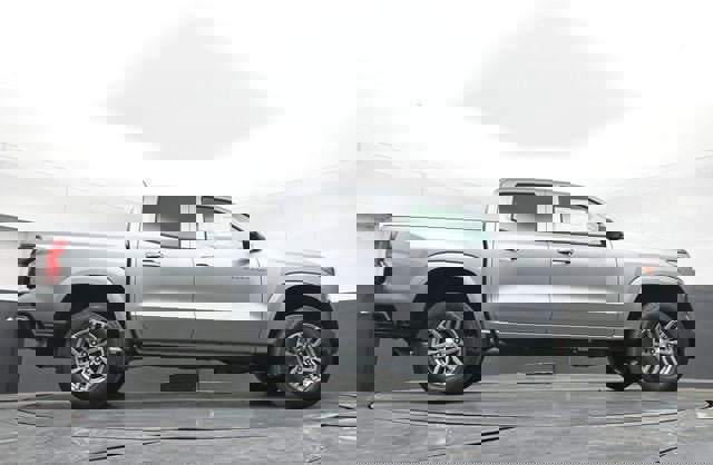 New 2026 Chevrolet Colorado LT image 48