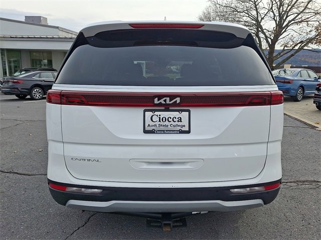 Used 2024 Kia Carnival LX image 6