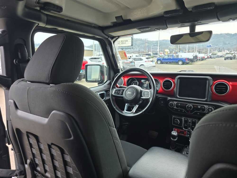 Used 2021 Jeep Wrangler Unlimited Rubicon w/ Uconnect 4C Nav & Sound Group image 10