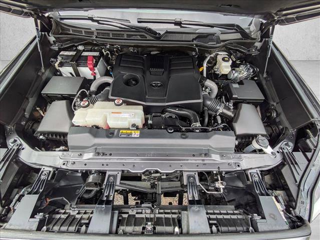 Used 2023 Toyota Tundra Platinum AWD/4WD image 27