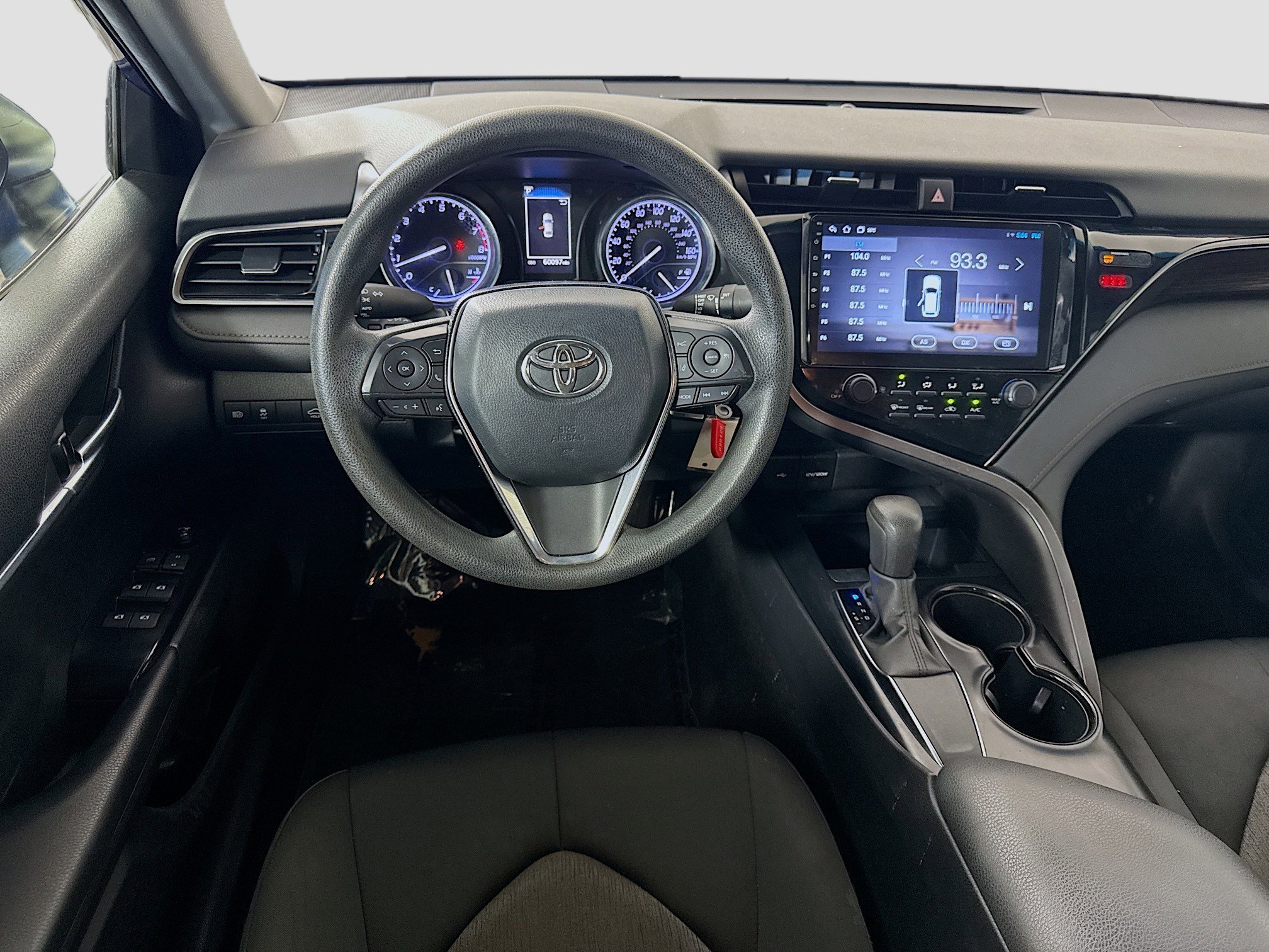 Used 2020 Toyota Camry LE w/ Carpet Mat Package image 17