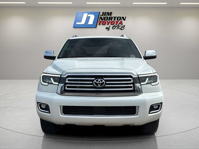 Used 2020 Toyota Sequoia Platinum AWD/4WD image 2