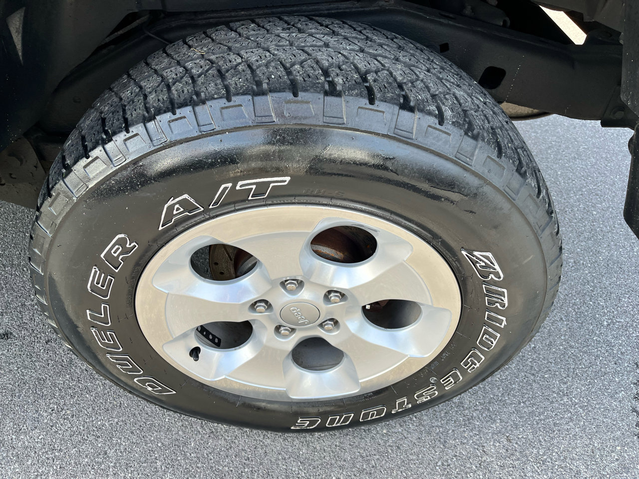 Used 2014 Jeep Wrangler Unlimited Sahara image 9