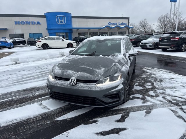 Used 2018 Volkswagen Golf R 4-Door image 3