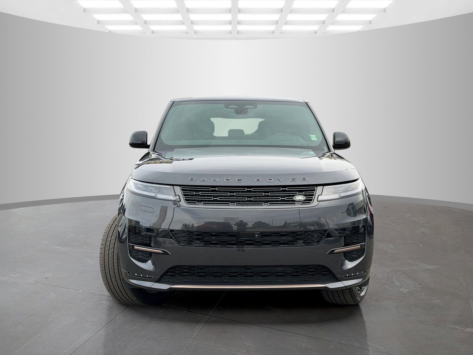New 2026 Land Rover Range Rover Sport Dynamic SE image 2
