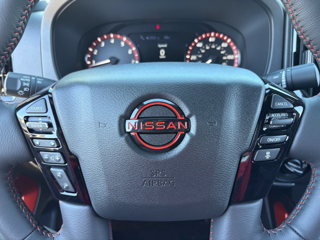 New 2027 Nissan Frontier PRO-4X AWD/4WD image 31