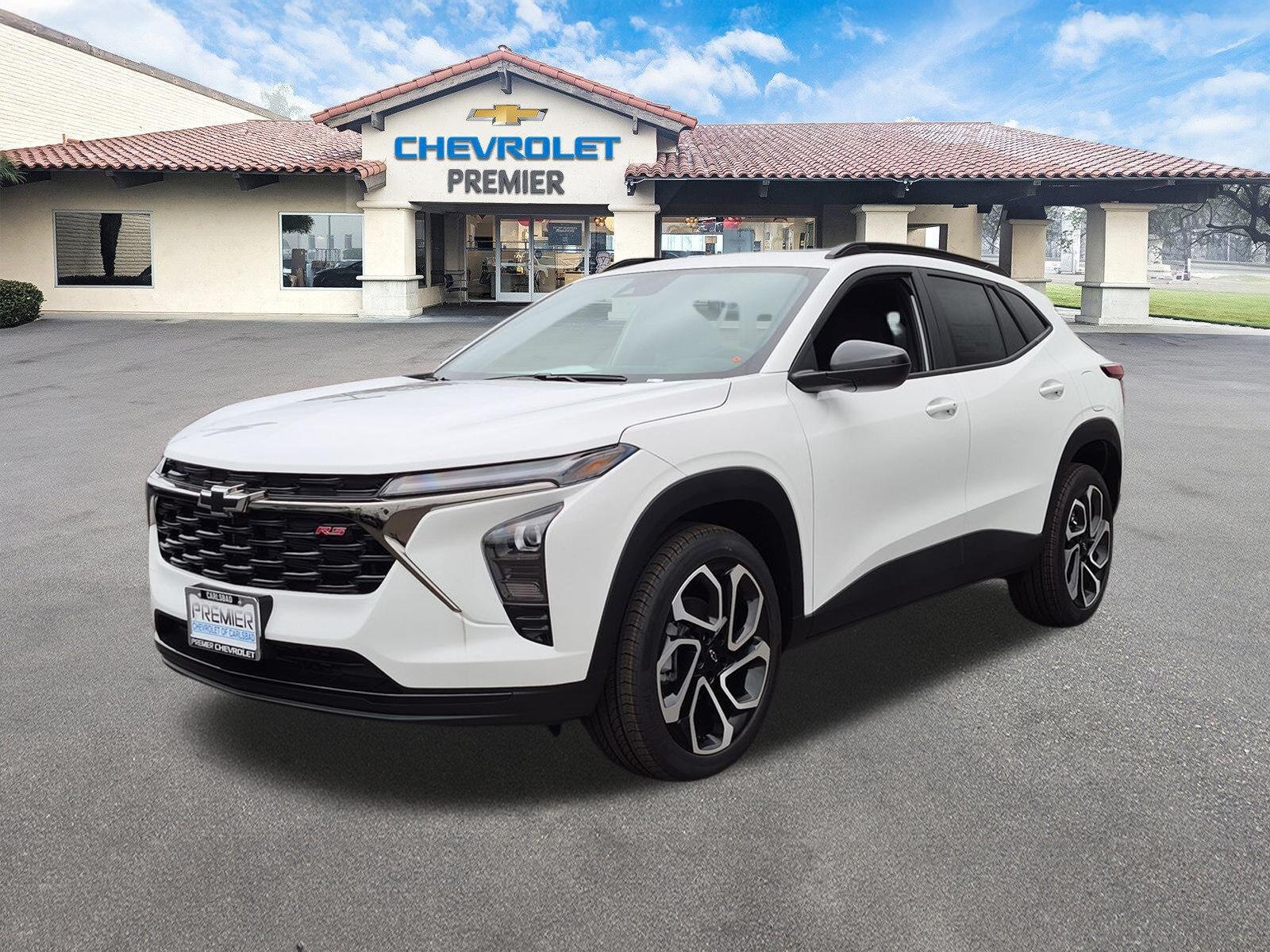 New 2026 Chevrolet Trax RS w/ Sunroof Package FWD image 4