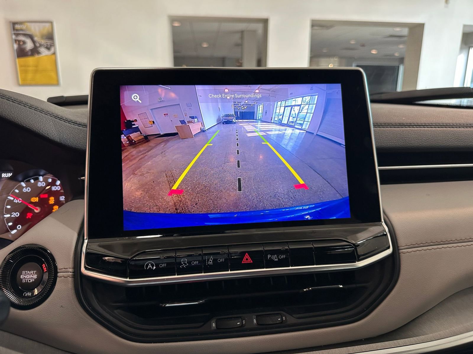 Used 2025 Jeep Compass Limited image 24