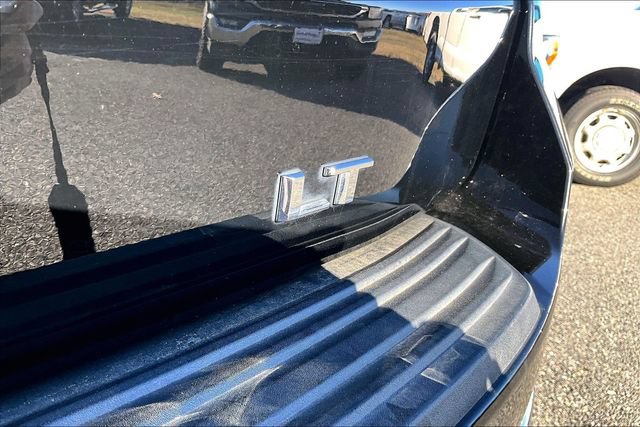 Used 2022 Chevrolet Tahoe LT w/ LT Signature Plus Package AWD/4WD image 24