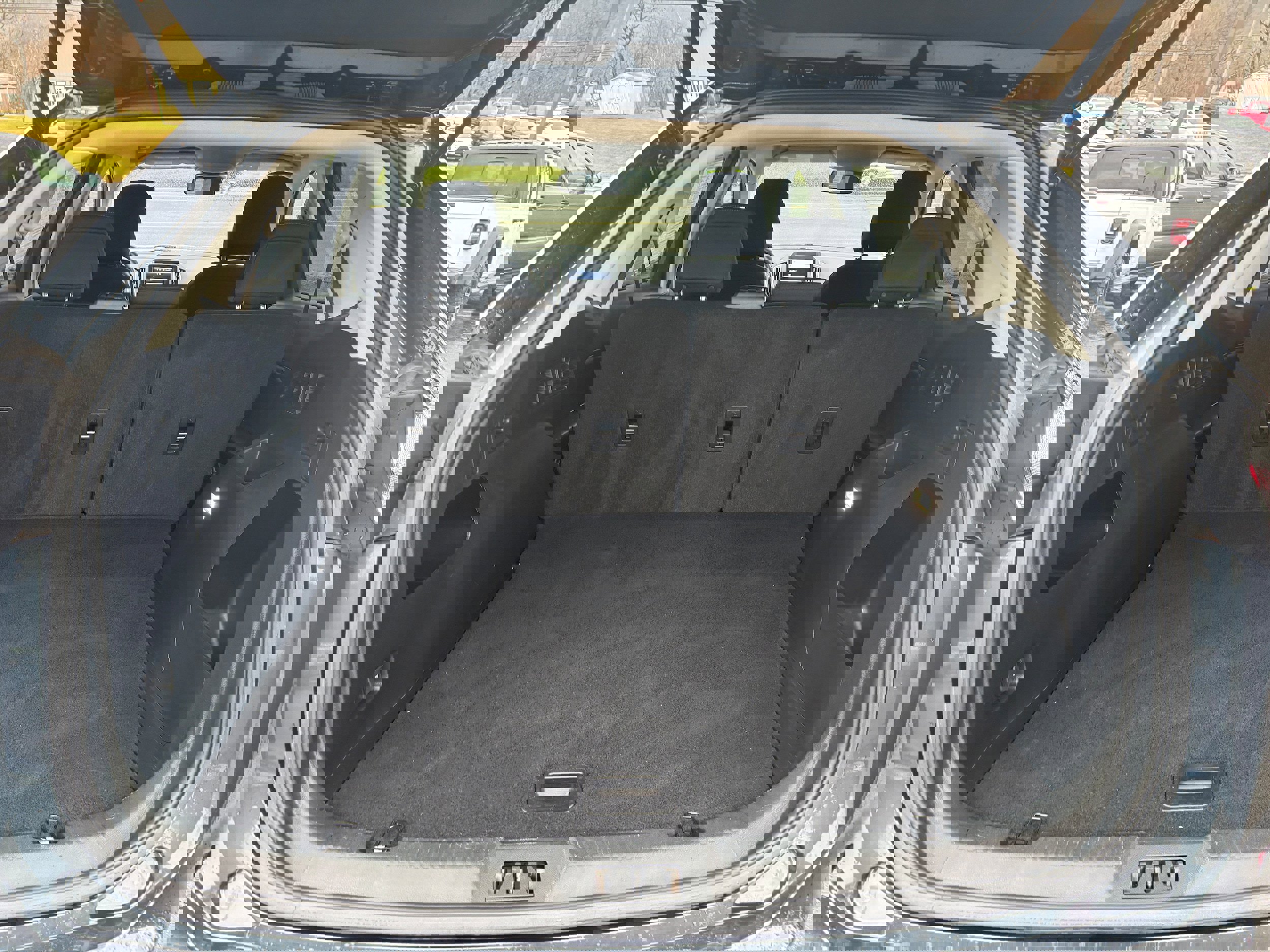 Used 2022 Ford Edge SE image 6