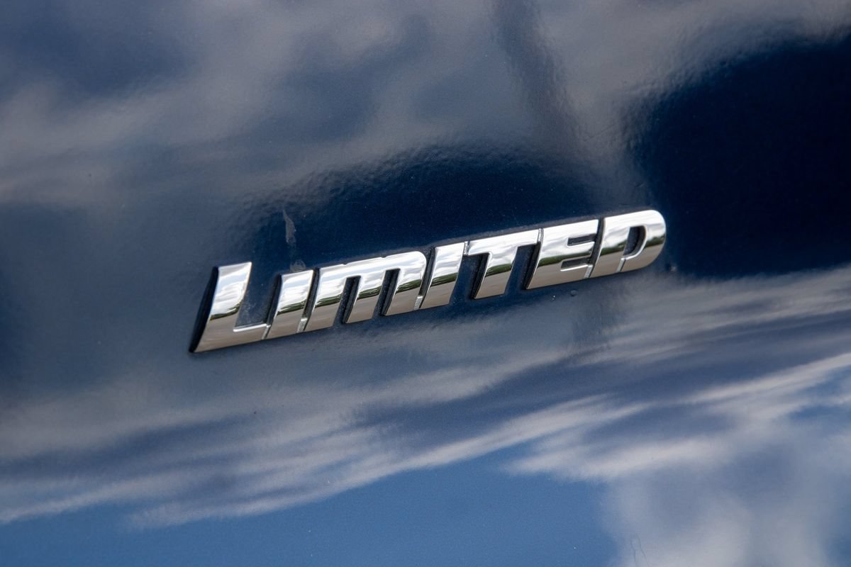 Used 2016 Toyota 4Runner Limited AWD/4WD image 48
