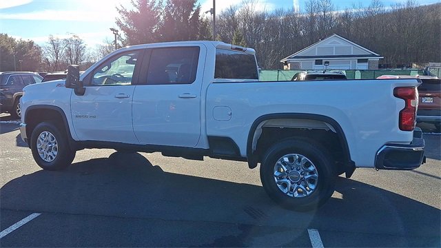 Used 2023 Chevrolet Silverado 2500 LT image 5