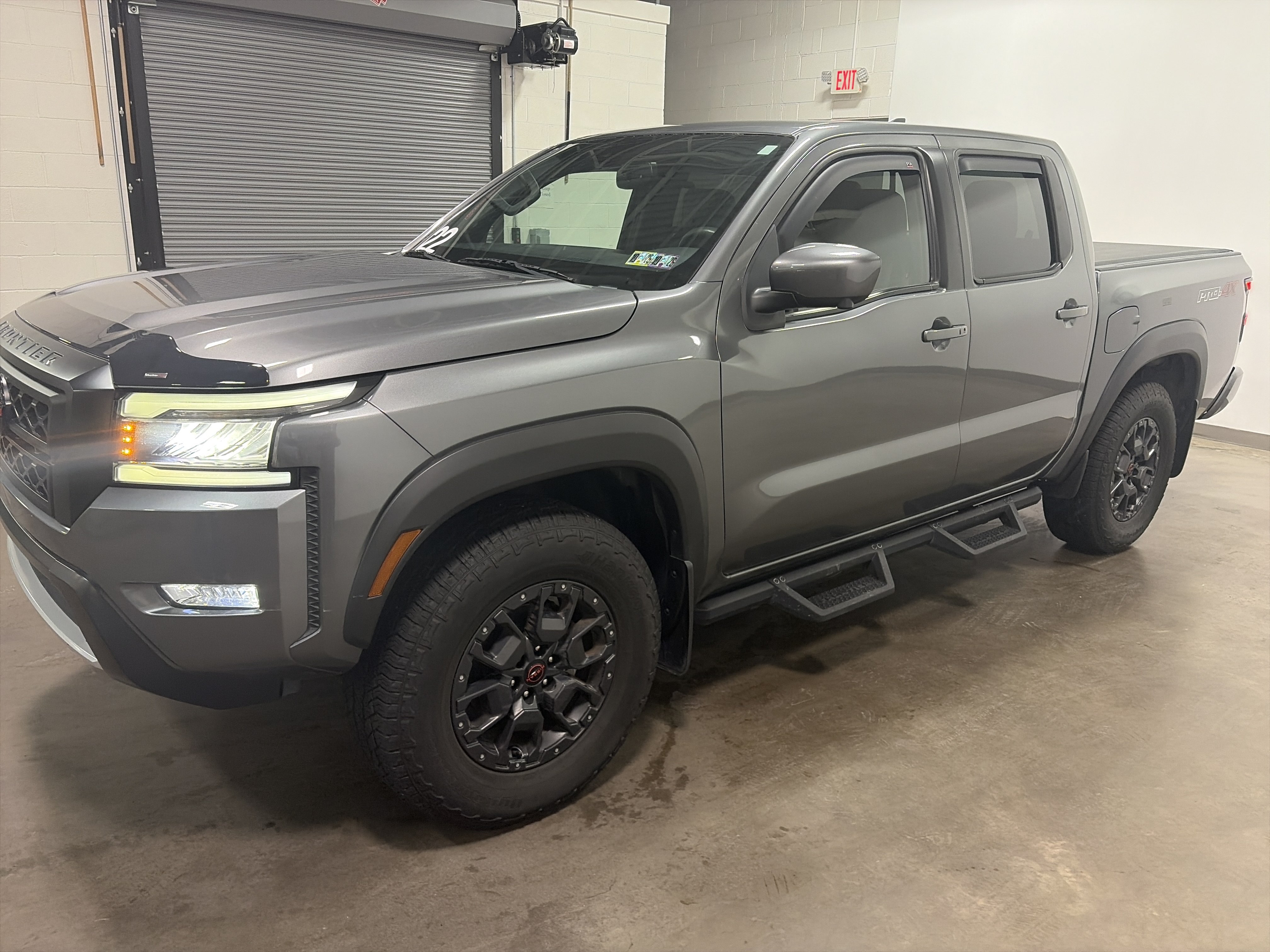 Used 2022 Nissan Frontier PRO-4X w/ Pro-4X Premium Package AWD/4WD image 6