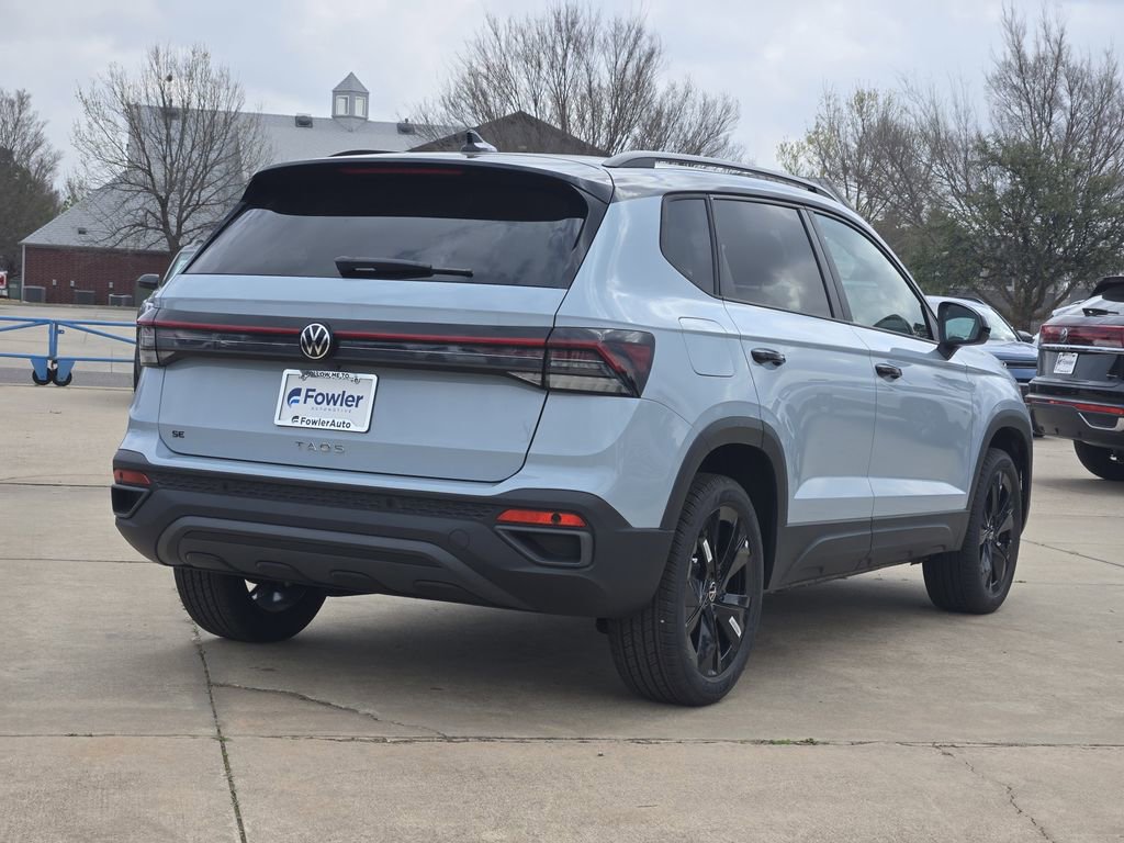 New 2026 Volkswagen Taos SE image 4