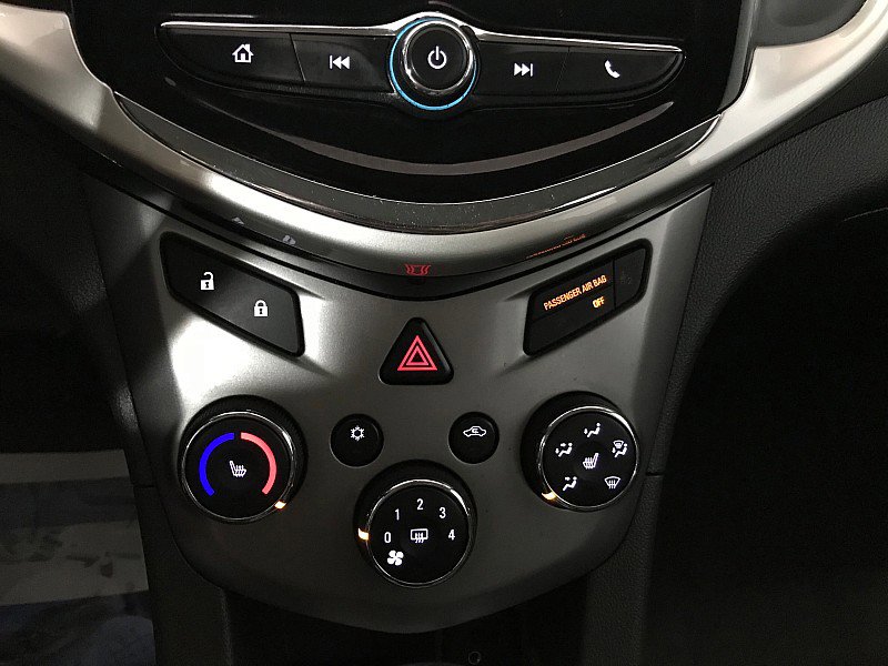 Used 2017 Chevrolet Sonic Premier image 28