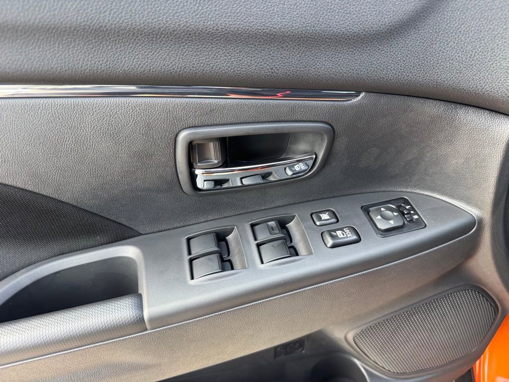 Used 2025 Mitsubishi Outlander Sport SE image 36
