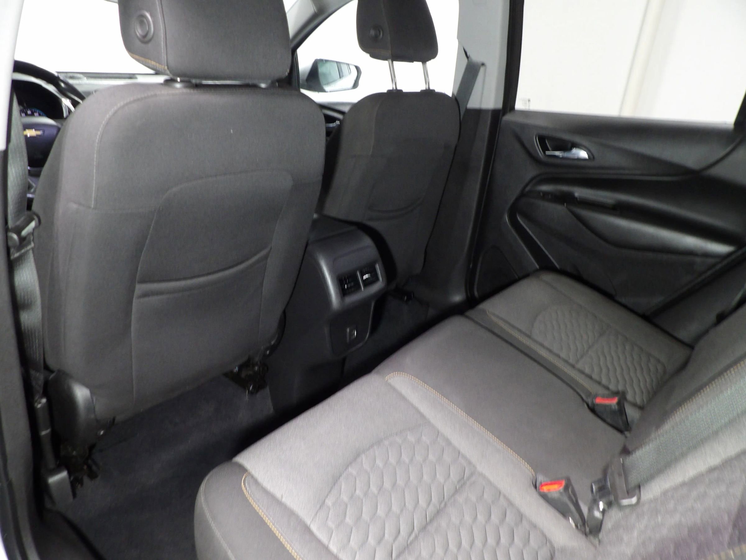 Used 2021 Chevrolet Equinox LT AWD/4WD image 10