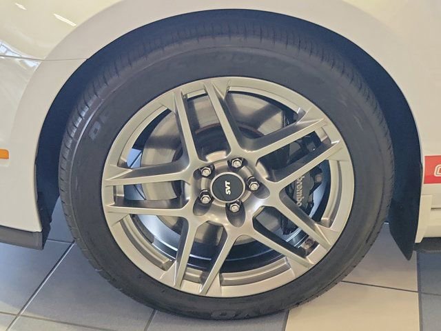 Used 2014 Ford Mustang Shelby GT500 RWD image 8