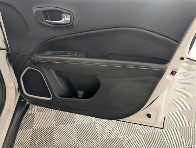 Used 2019 Jeep Compass Latitude w/ Popular Equipment Group image 32