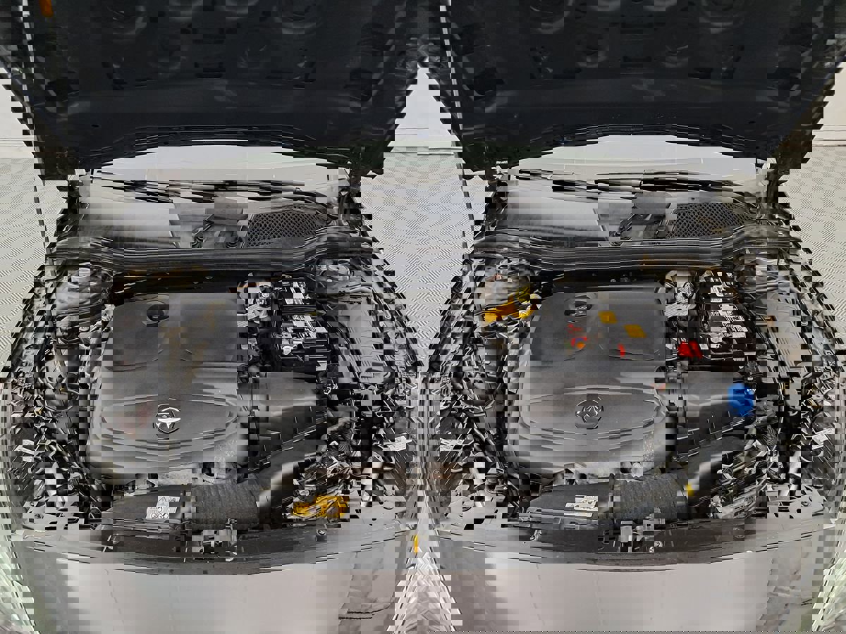 Used 2018 INFINITI QX30 AWD image 26