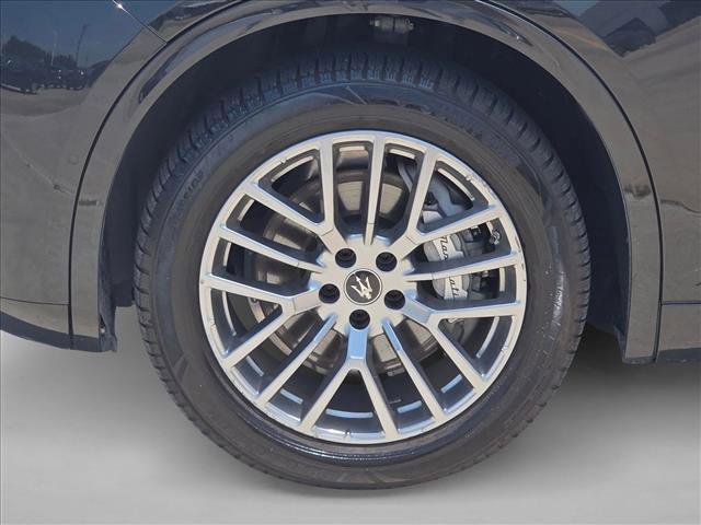 Used 2024 Maserati Grecale GT AWD/4WD image 14