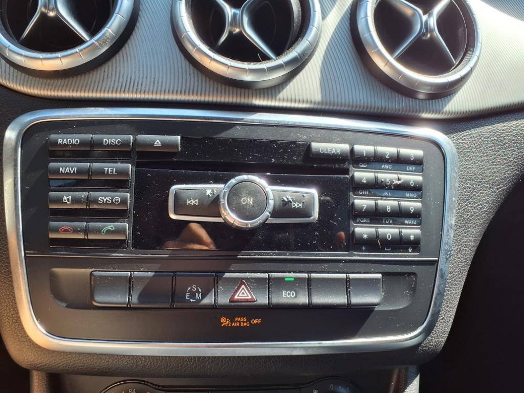 Used 2014 Mercedes-Benz CLA 250 image 17