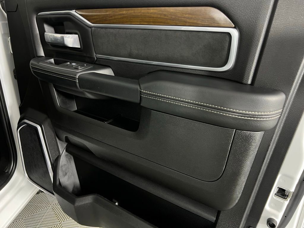 Used 2024 RAM 2500 Laramie image 34
