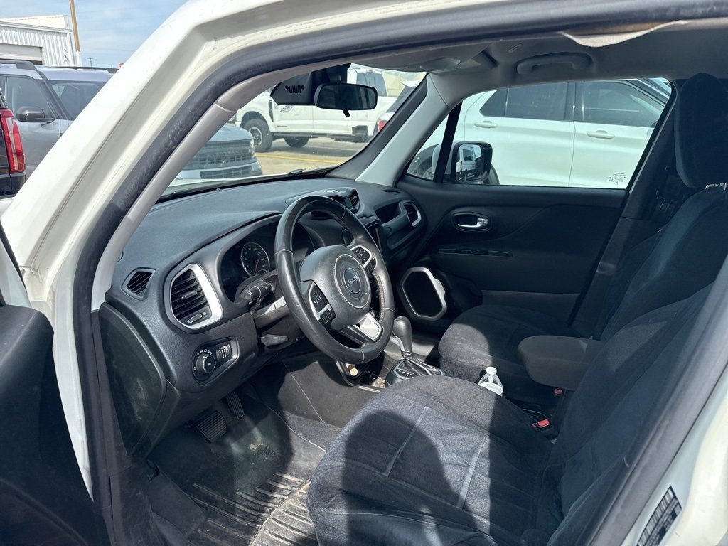 Used 2021 Jeep Renegade Latitude image 8