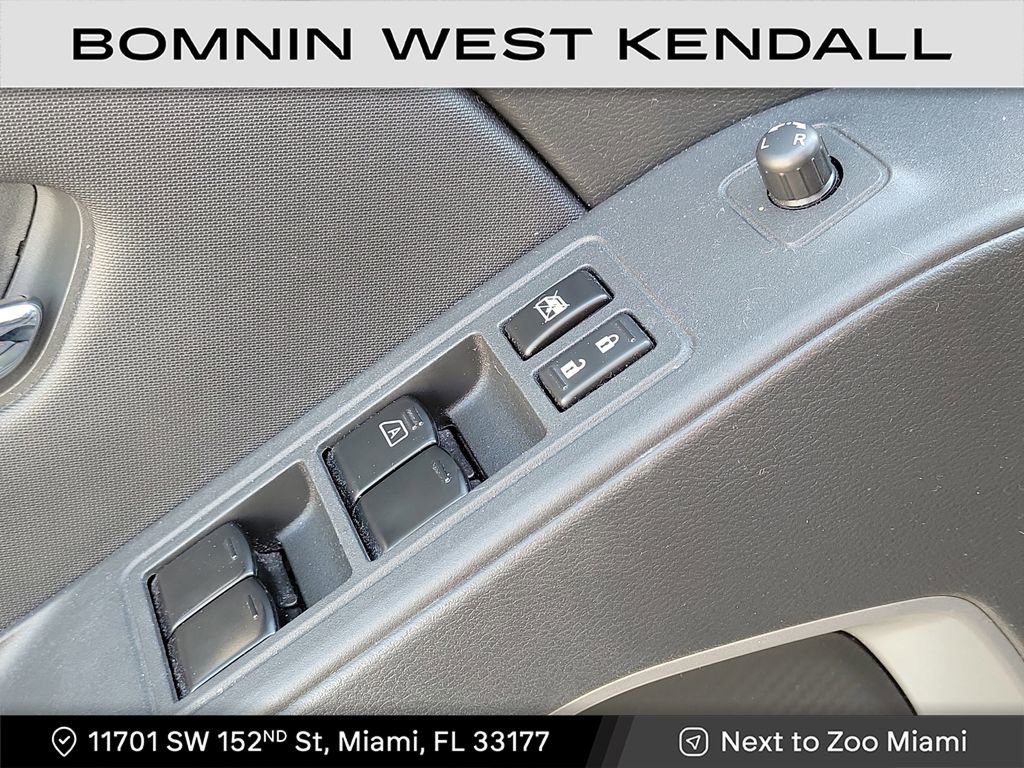 Used 2022 Nissan Frontier SV image 31