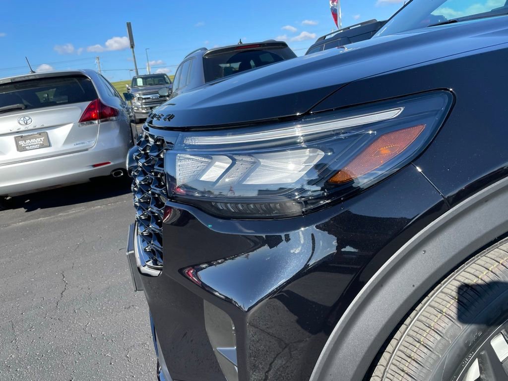 New 2026 Ford Explorer ST-Line w/ ST-Line Street Pack image 32