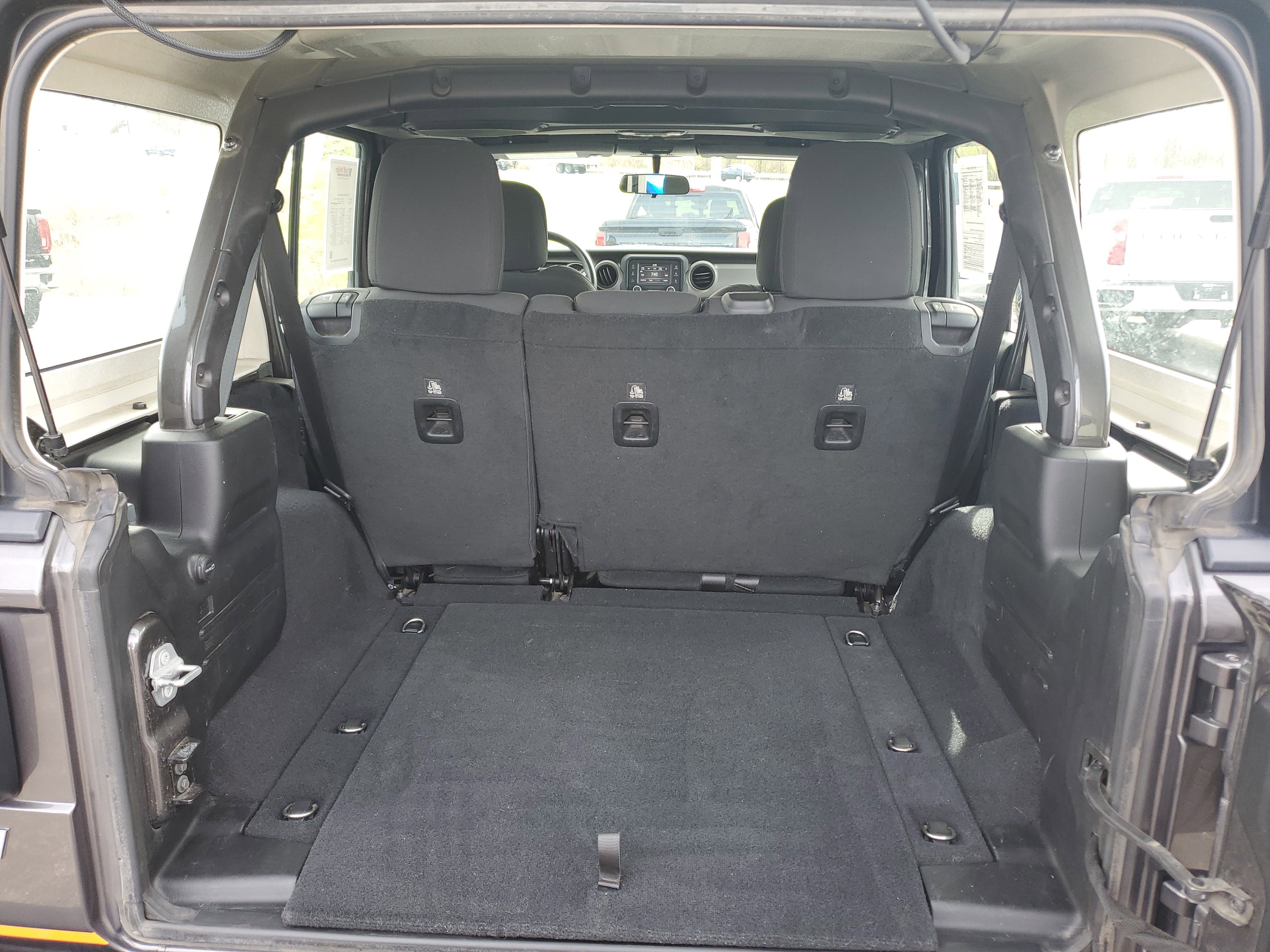 Used 2019 Jeep Wrangler Unlimited Sport image 11