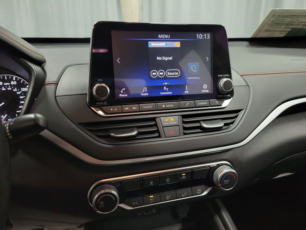 Used 2022 Nissan Altima 2.5 SR image 14