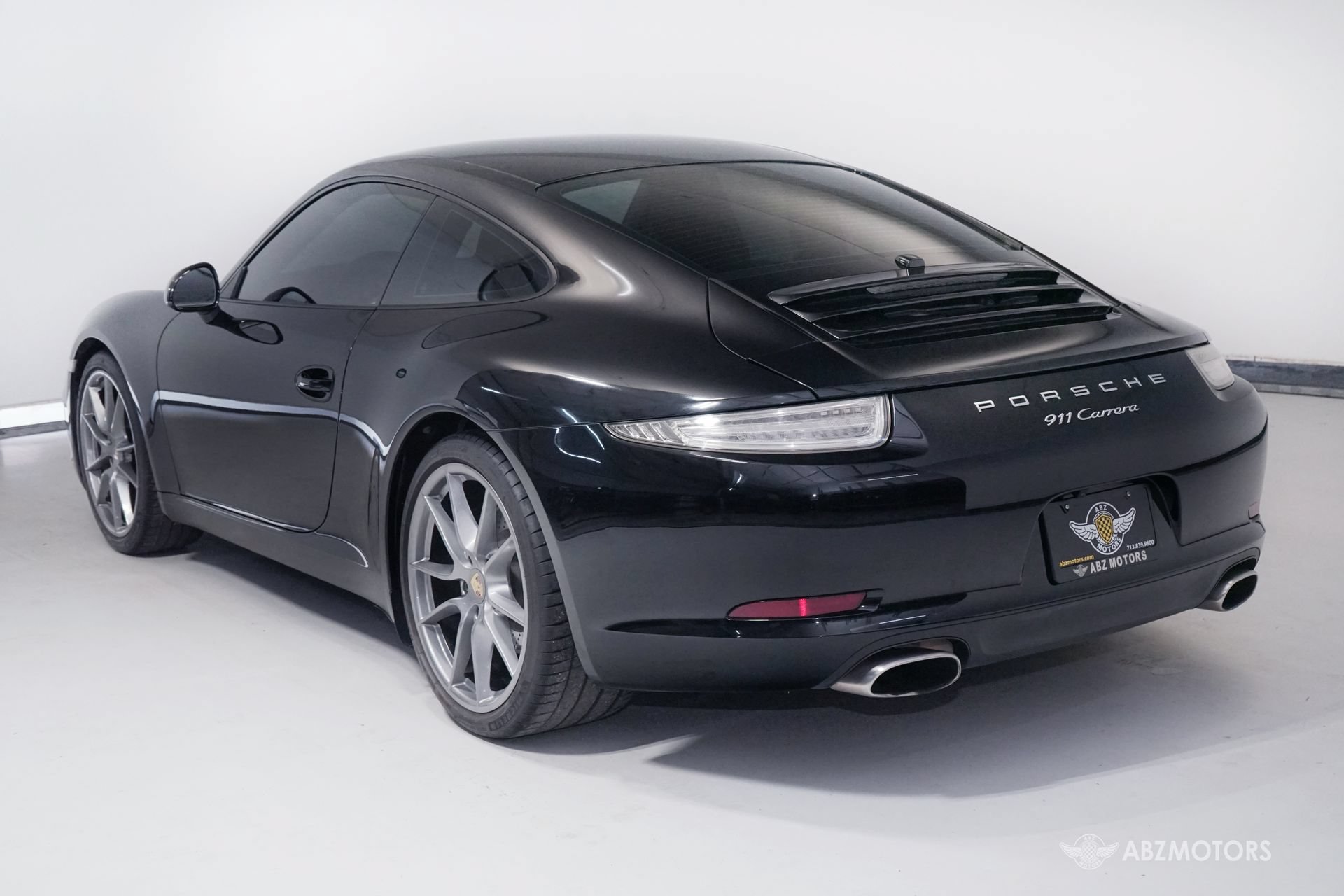 Used 2016 Porsche 911 Carrera RWD image 6