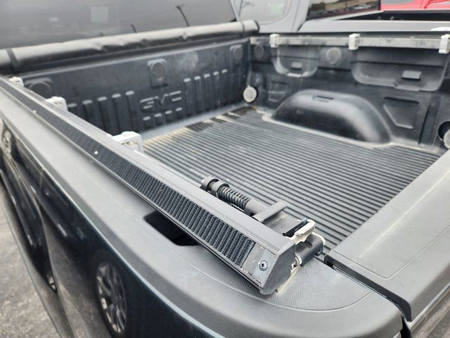 Used 2018 GMC Sierra 1500 SLE w/ SLE Fleet Preferred Package image 6