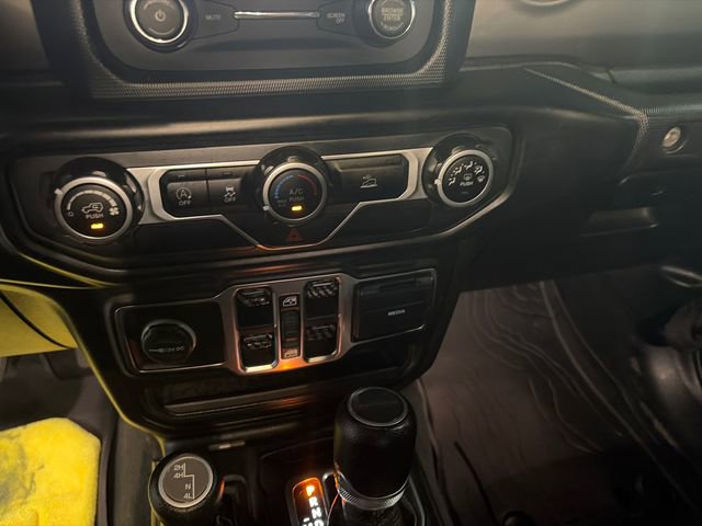 Used 2020 Jeep Gladiator Sport w/ Quick Order Package 24S image 15
