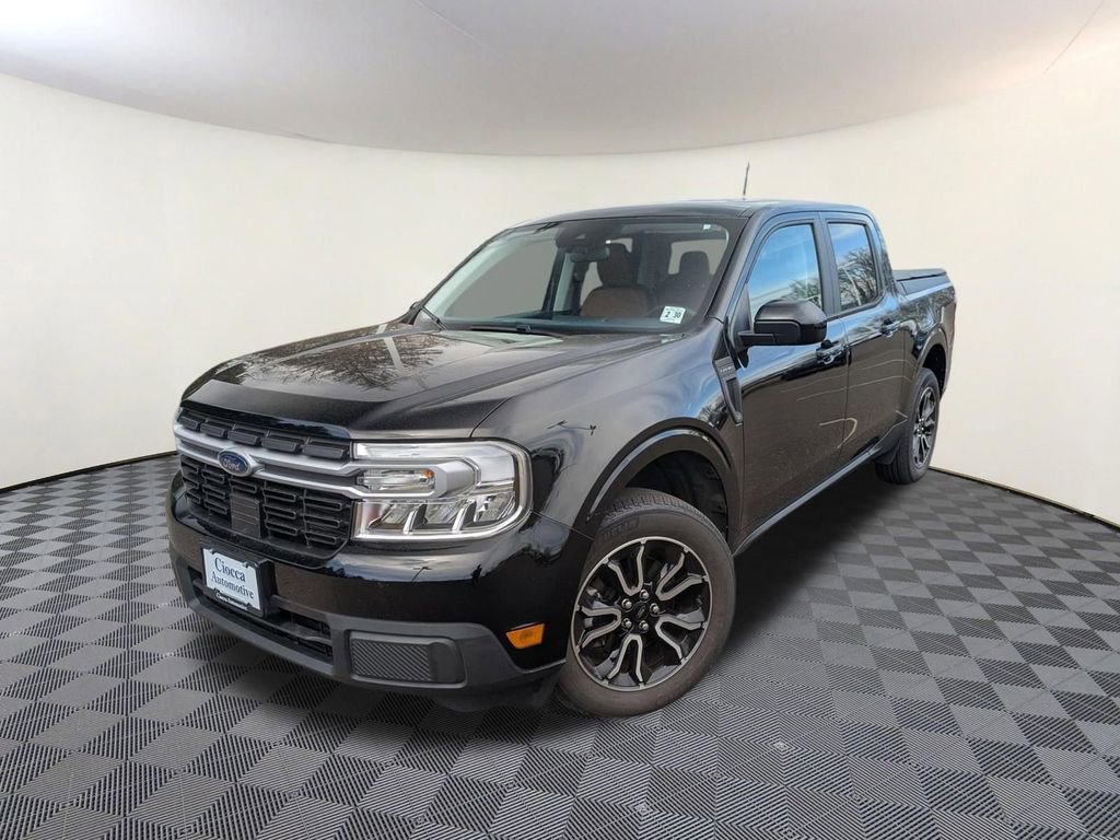 Used 2024 Ford Maverick Lariat image 1