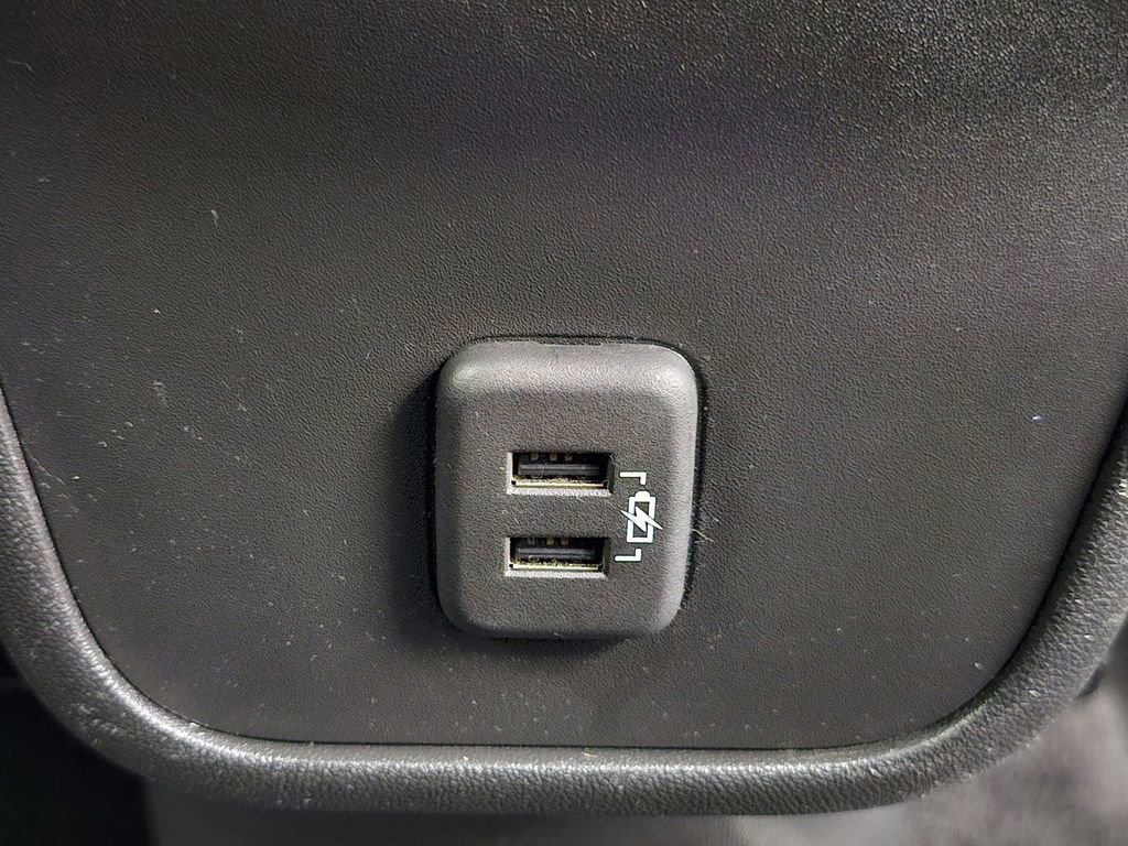 Used 2019 Chevrolet Equinox LT FWD image 28