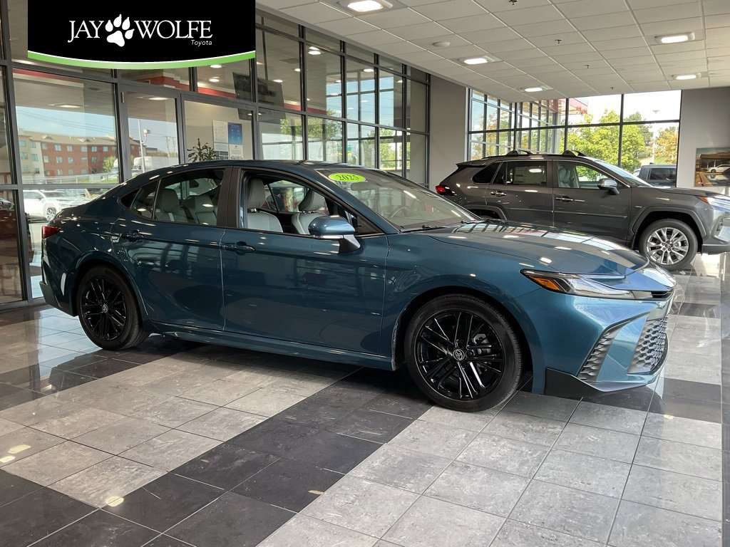 Certified 2025 Toyota Camry SE