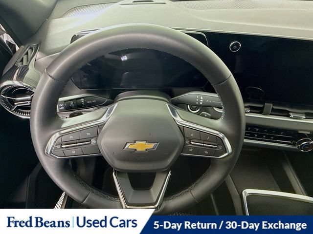 Used 2026 Chevrolet Equinox LT AWD/4WD image 17