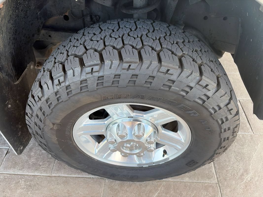 Used 2010 Dodge Ram 2500 Truck SLT w/ Cold Weather Pkg AWD/4WD image 16