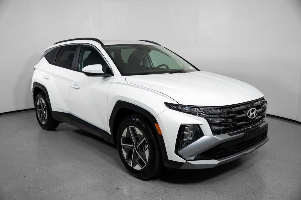 Certified 2026 Hyundai Tucson SEL Plus FWD image 2