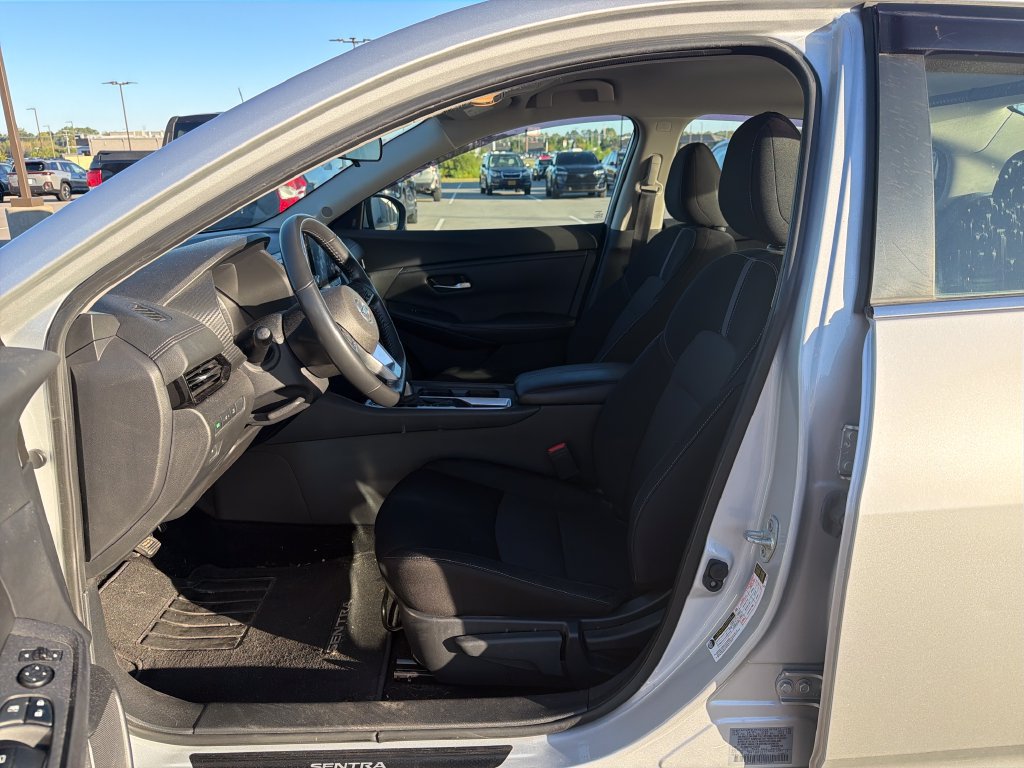 Used 2022 Nissan Sentra SV FWD image 20