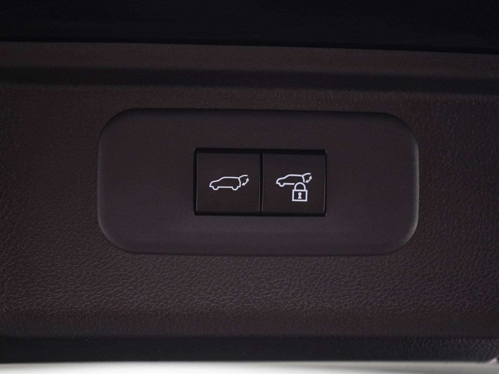 Used 2025 Toyota Grand Highlander AWD image 18