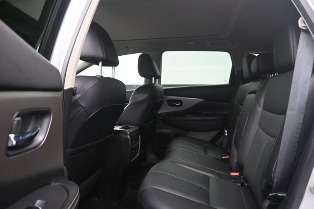 Used 2021 Nissan Murano SL w/ SL Moonroof Package FWD image 11