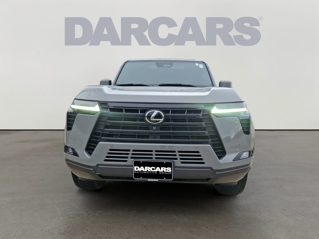 Used 2024 Lexus GX 550 w/ Accessory Package (2T) AWD/4WD image 2