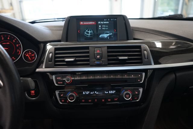 Used 2018 BMW 330i xDrive Sedan AWD/4WD image 21