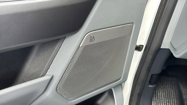 Used 2025 Ford F350 XLT w/ Black Appearance Package image 11