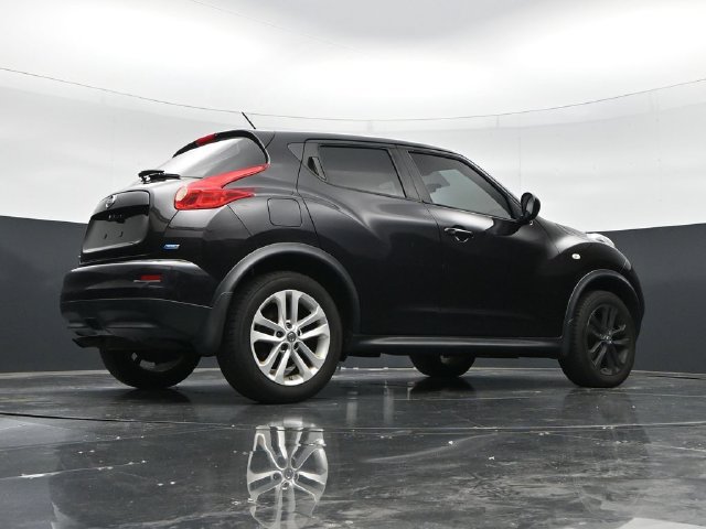 Used 2014 Nissan Juke S FWD image 42